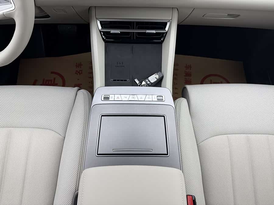 BYD Tang L 2025 car image #9