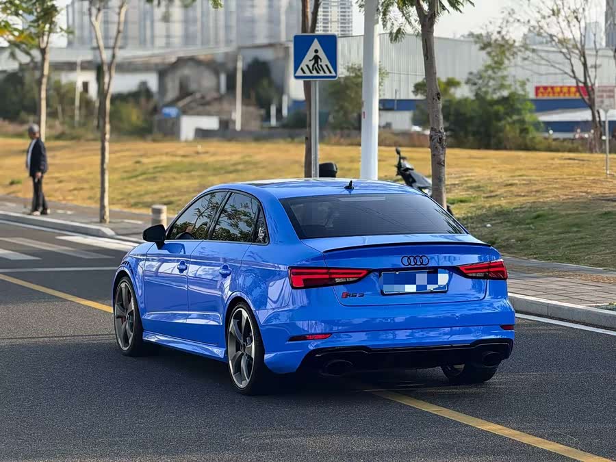 Audi RS 3 2017 imagem de carro #9