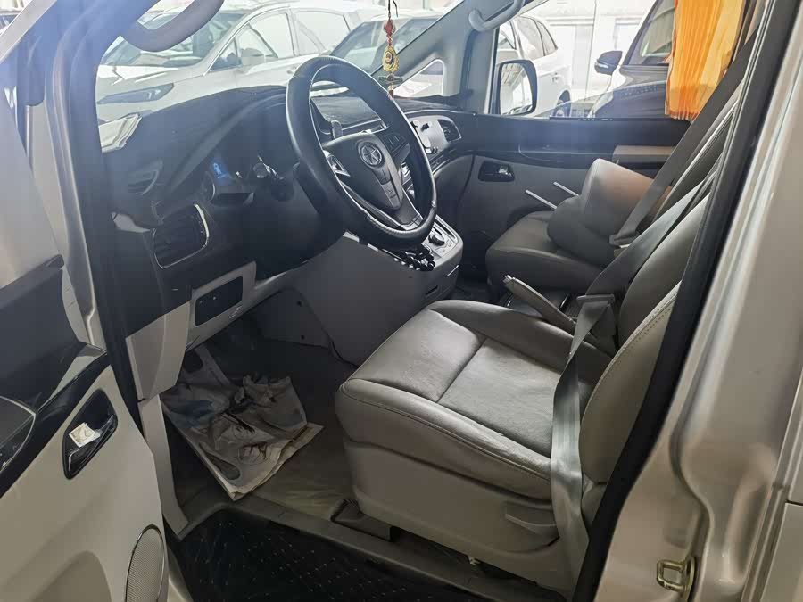 JAC 2016 immagine di auto #9