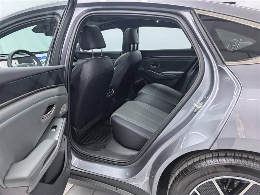 比亚迪 秦L 2025 汽车图片 #9