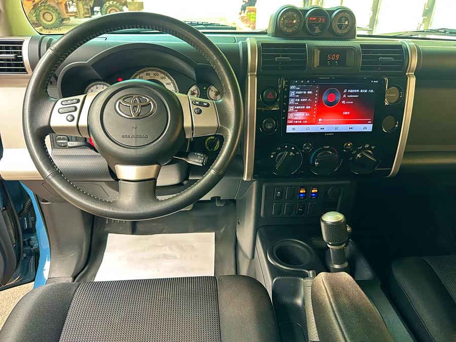 Toyota 2019 car image #9