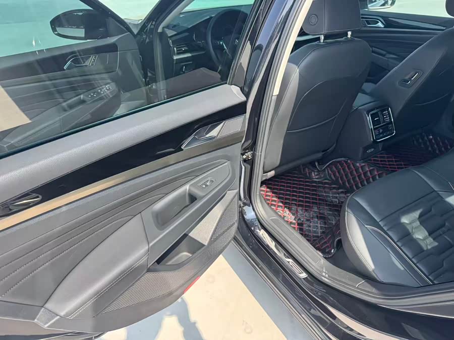 Volkswagen Passat 2020 car image #9