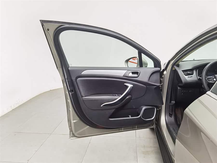 Citroen C5 2017 immagine di auto #9