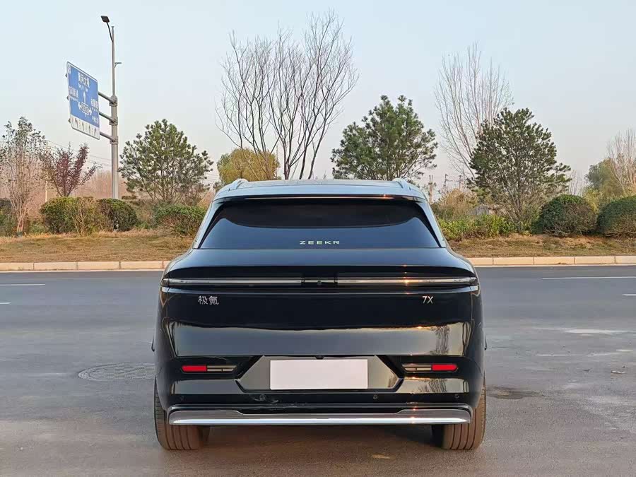 极氪 极氪7X 2025 汽车图片 #9