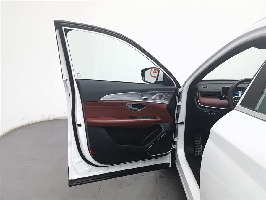 Jetour X70 PLUS 2023 car image #9