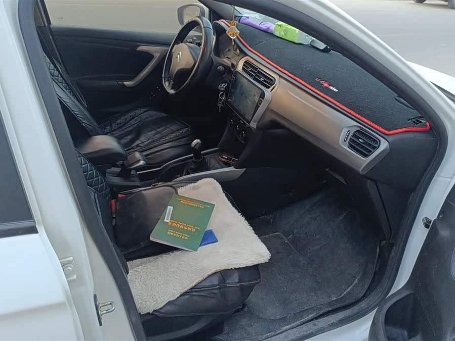 Citroen C-Elysée 2017 imagem de carro #9