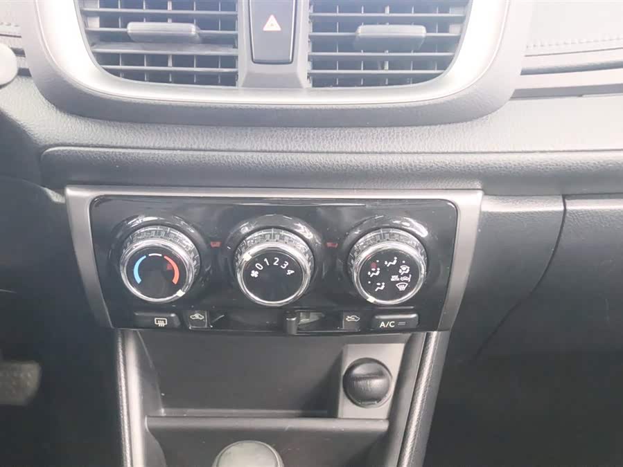 Toyota Yaris L Zhixiang 2020 immagine di auto #9