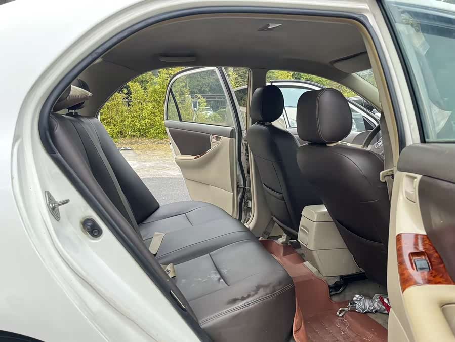 Toyota Corolla (Classic) 2011 car image #9