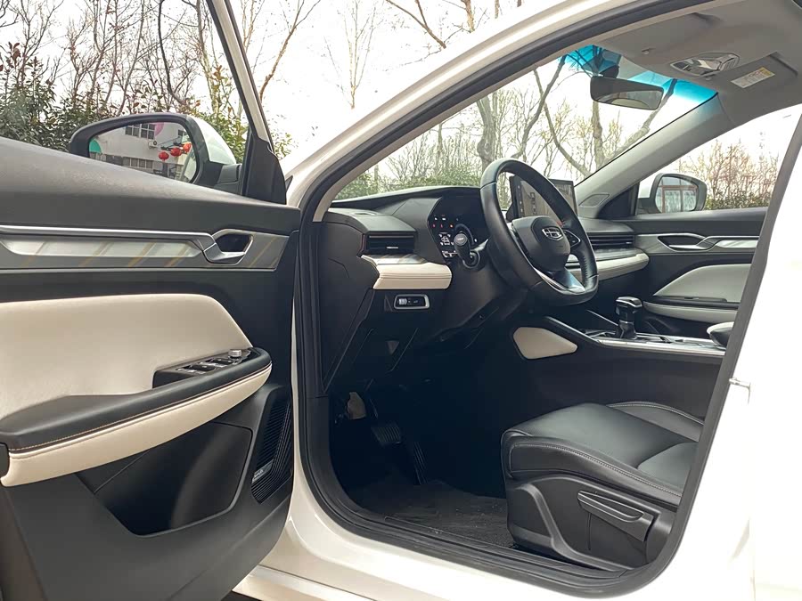 GEELY Emgrand L 2022 imagem de carro #9