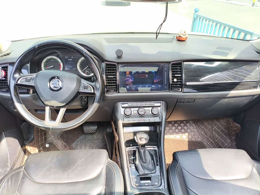 Skoda Kodiaq 2018 صورة سيارة #9