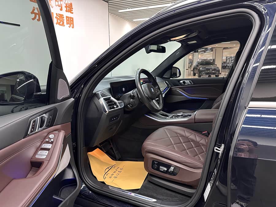 BMW X5 2024 imagem de carro #9