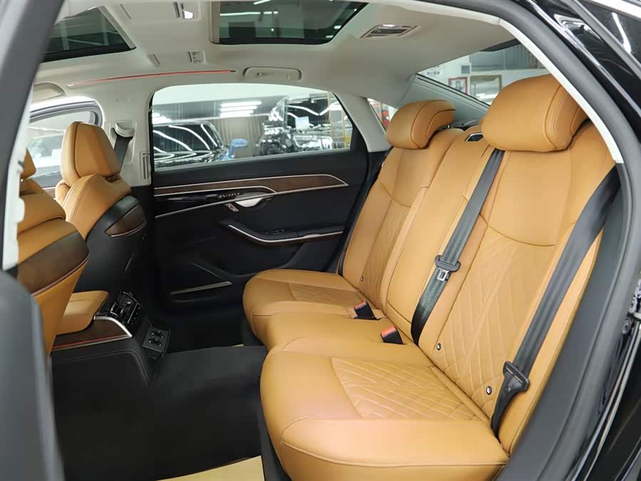 Audi A8 2022 imagen de coche #9