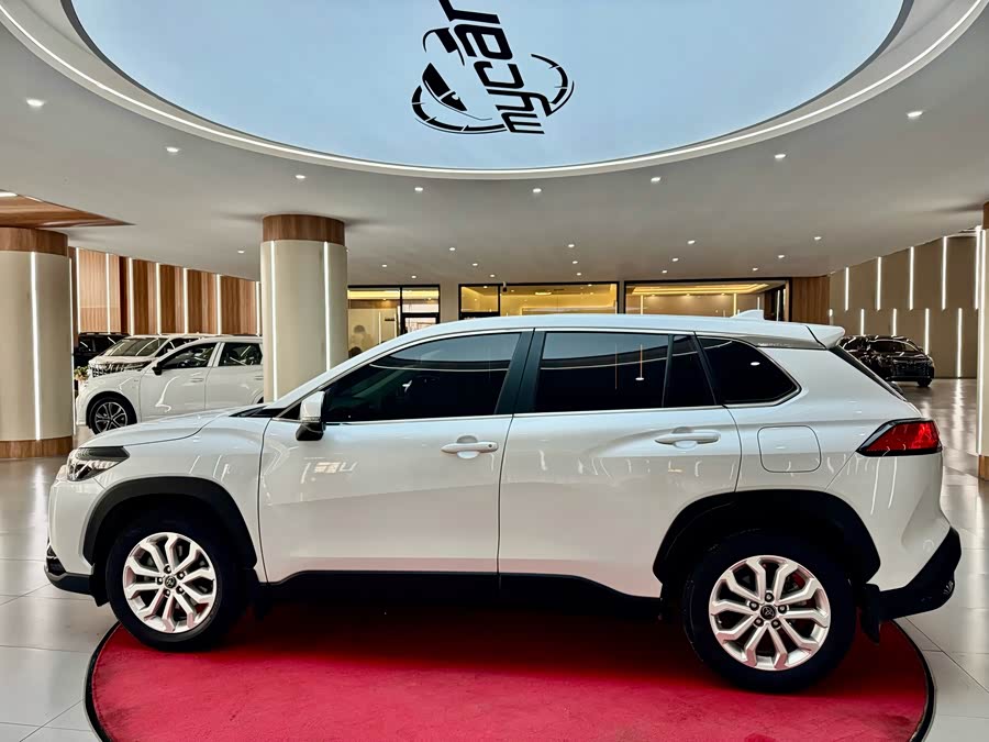 Toyota Frontlander 2022 car image #9