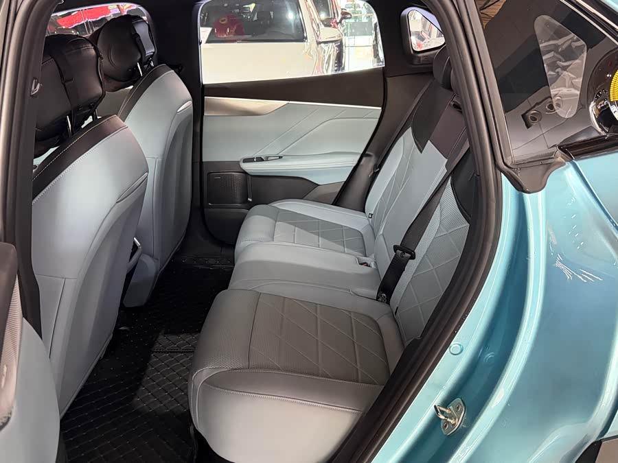 Deepal S05 2024 immagine di auto #9