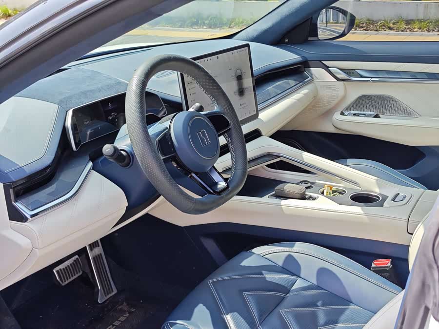 极氪 极氪001 2022 汽车图片 #9