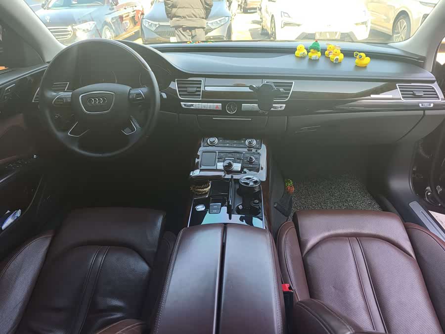 Audi A8 2016 imagen de coche #9