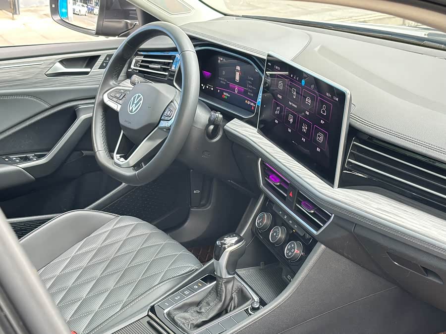 Volkswagen Sagitar 2023 car image #9