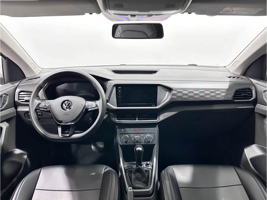 Volkswagen T-Cross 2023 car image #9