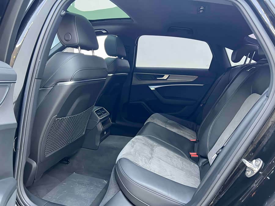 Audi A6L 2021 car image #9