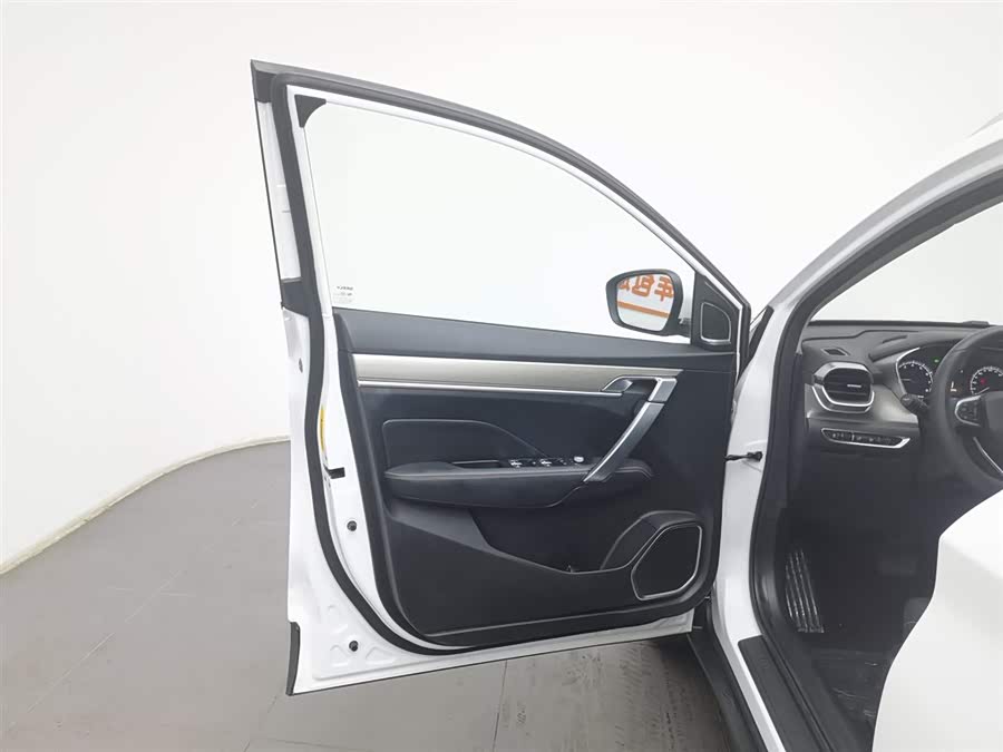 GEELY Coolray 2018 car image #9