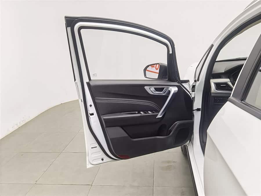 GEELY Vision X3 2020 image de voiture #9