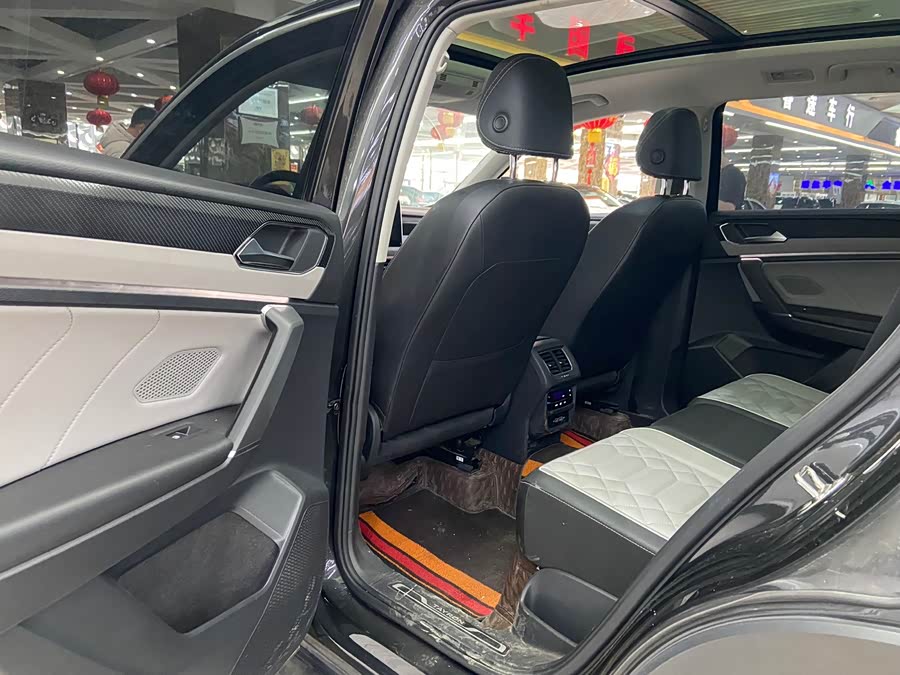 Volkswagen Tayron 2023 car image #9