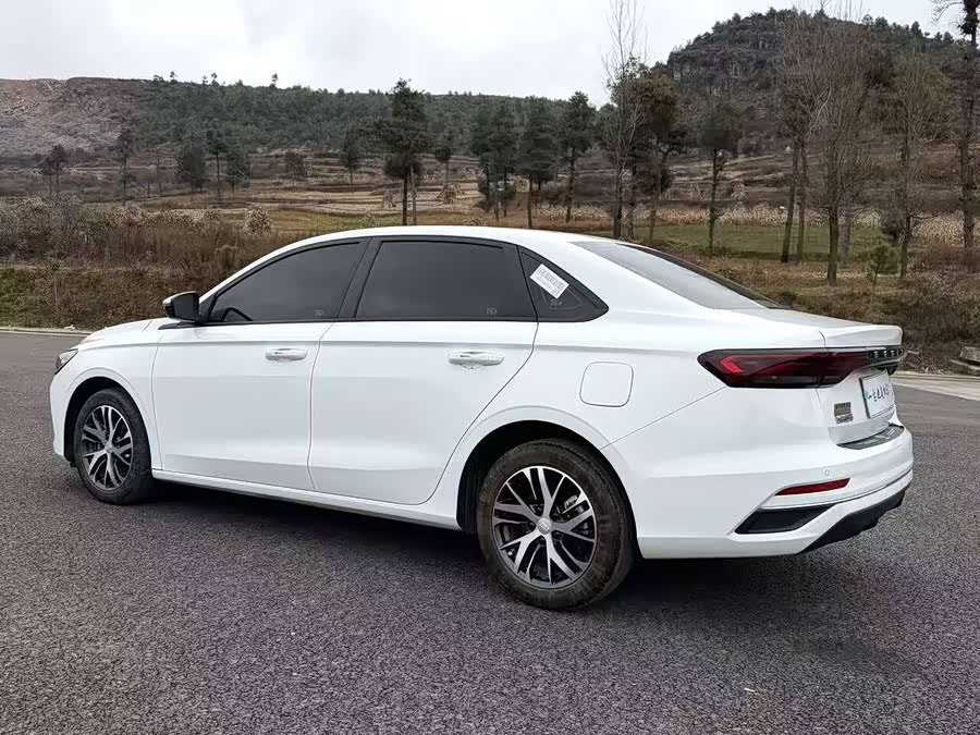 GEELY Emgrand 2025 car image #9