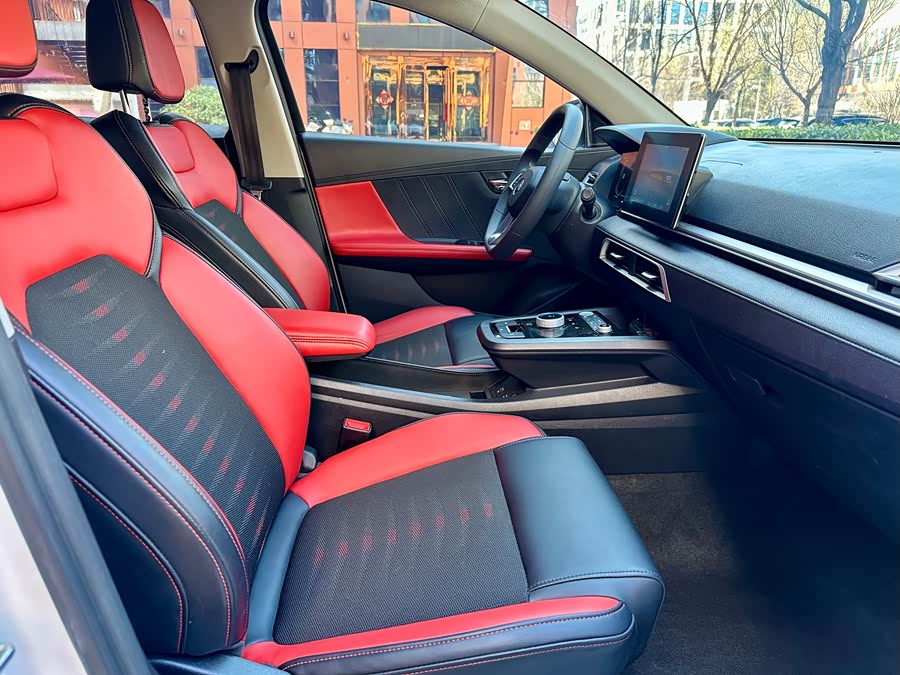 BYD e2 2019 imagem de carro #9