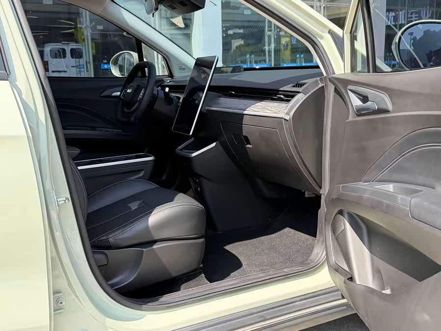 Neta V 2022 изображение автомобиля #9