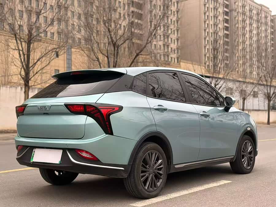 哪吒汽车 哪吒V 2021 汽车图片 #9