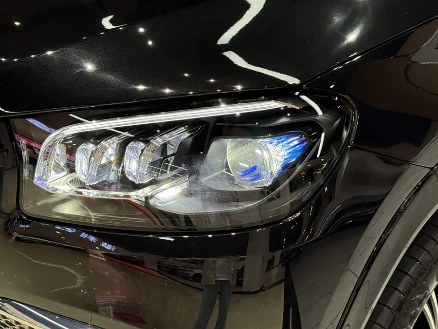 Mercedes-Benz Maybach GLS 2021 car image #9