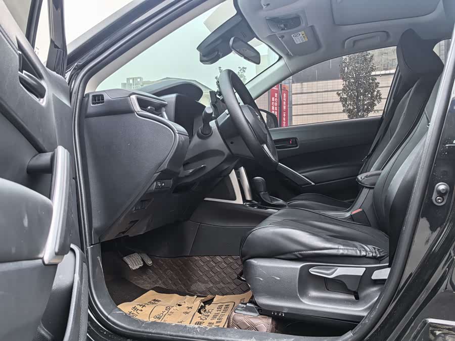 Toyota Frontlander 2024 car image #9