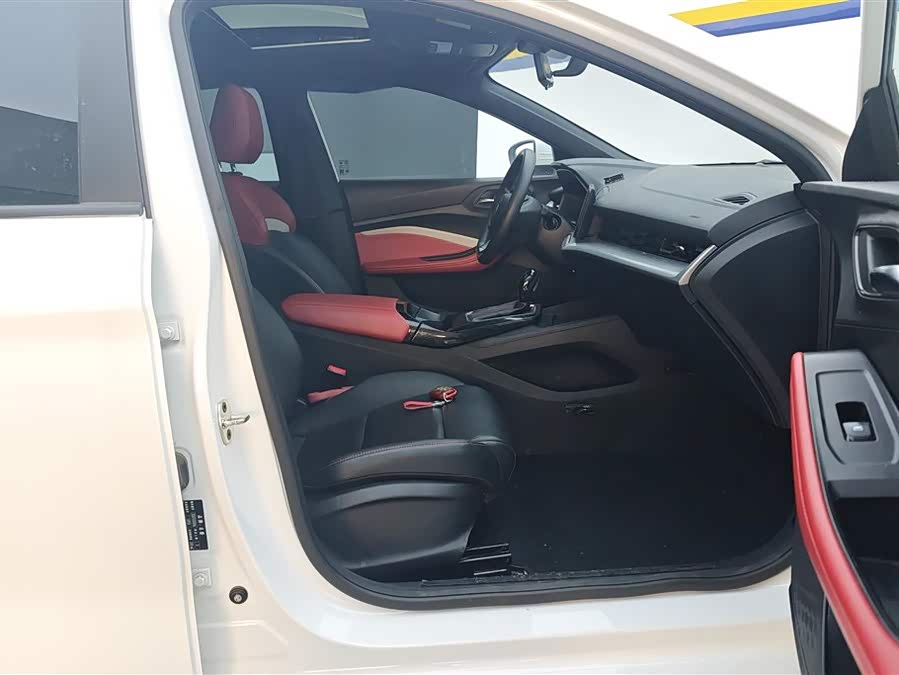 MG 5 2024 car image #9