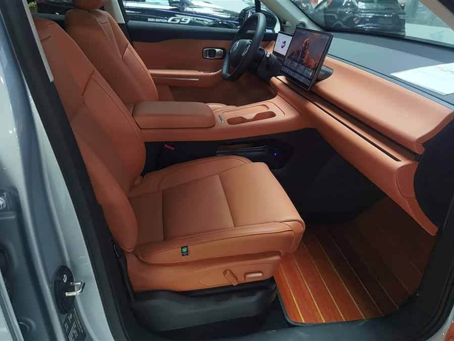 Leapmotor C16 2024 car image #9