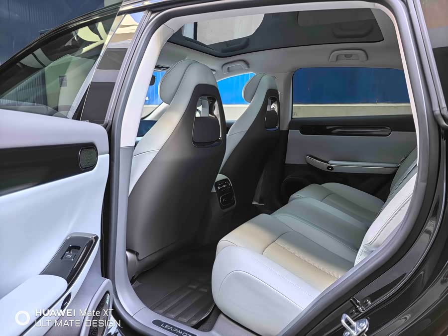 零跑汽车 零跑C01 2025 汽车图片 #9