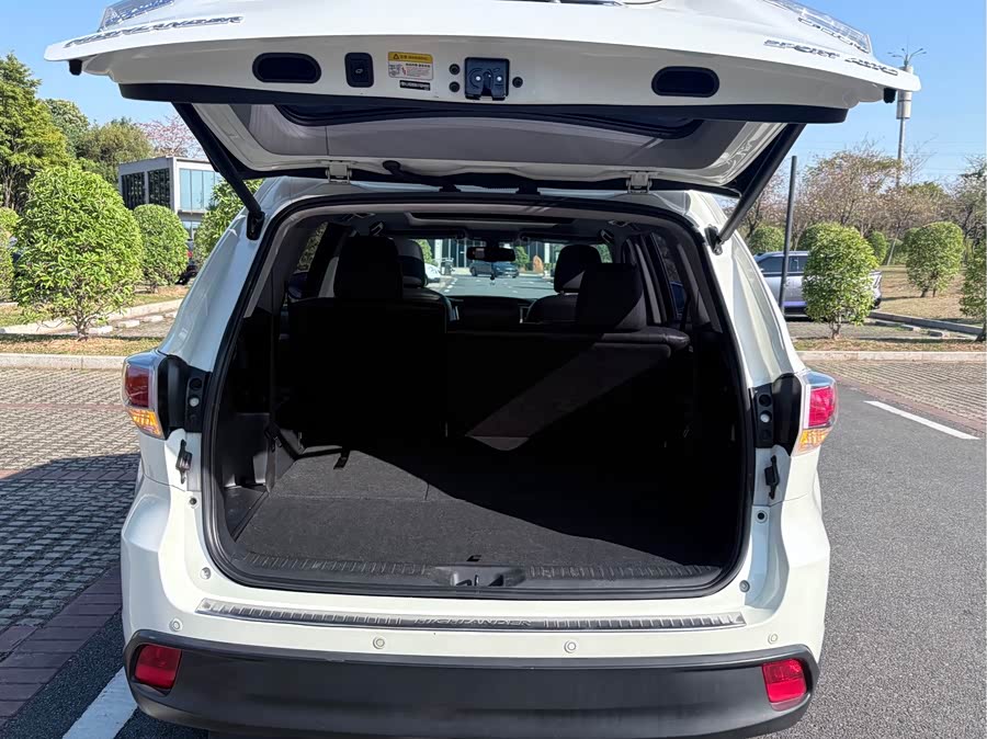 Toyota Highlander 2015 image de voiture #9