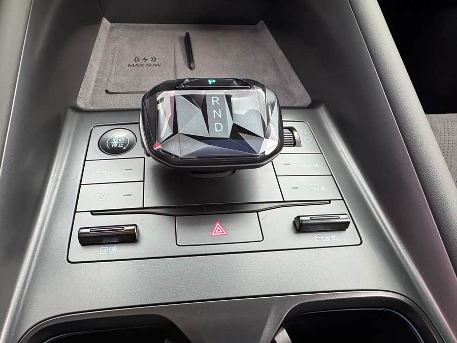 BYD SongL EV 2025 car image #9