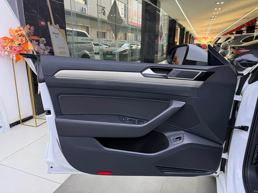 Volkswagen CC (FAW-Volkswagen) 2020 изображение автомобиля #9