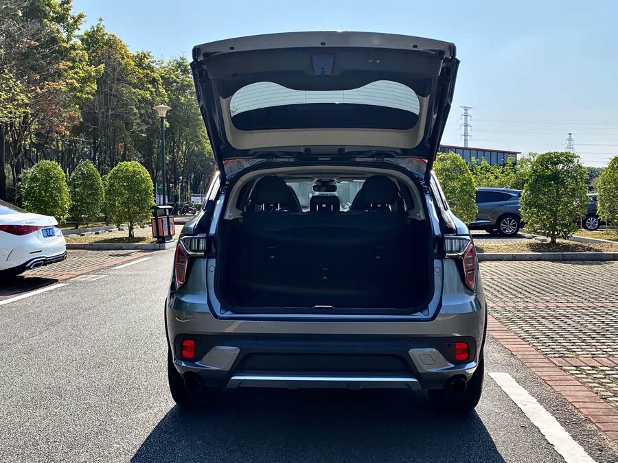Lynk & Co 01 EM-P 2019 car image #9