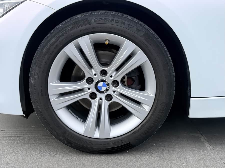 BMW 3 Series (Imported) 2012 immagine di auto #9