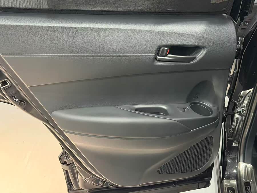 Toyota Corolla Cross 2025 car image #9