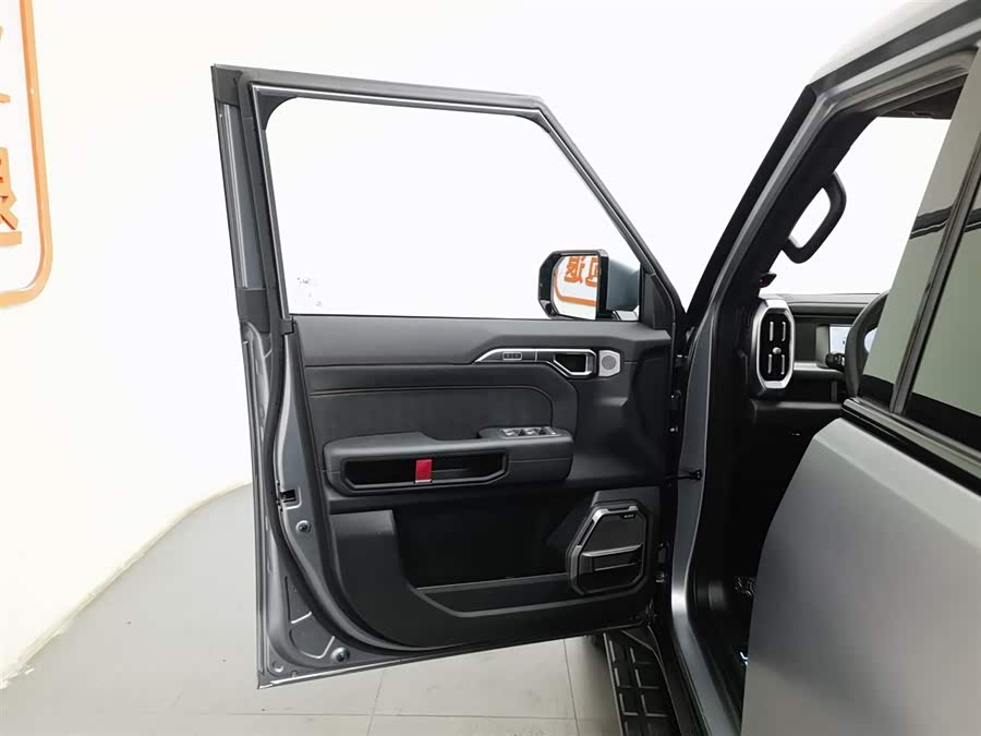 Jetour Traveller 2024 car image #9