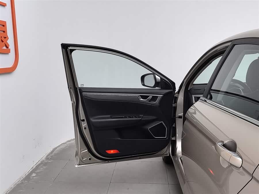 GEELY Emgrand GL 2018 car image #9