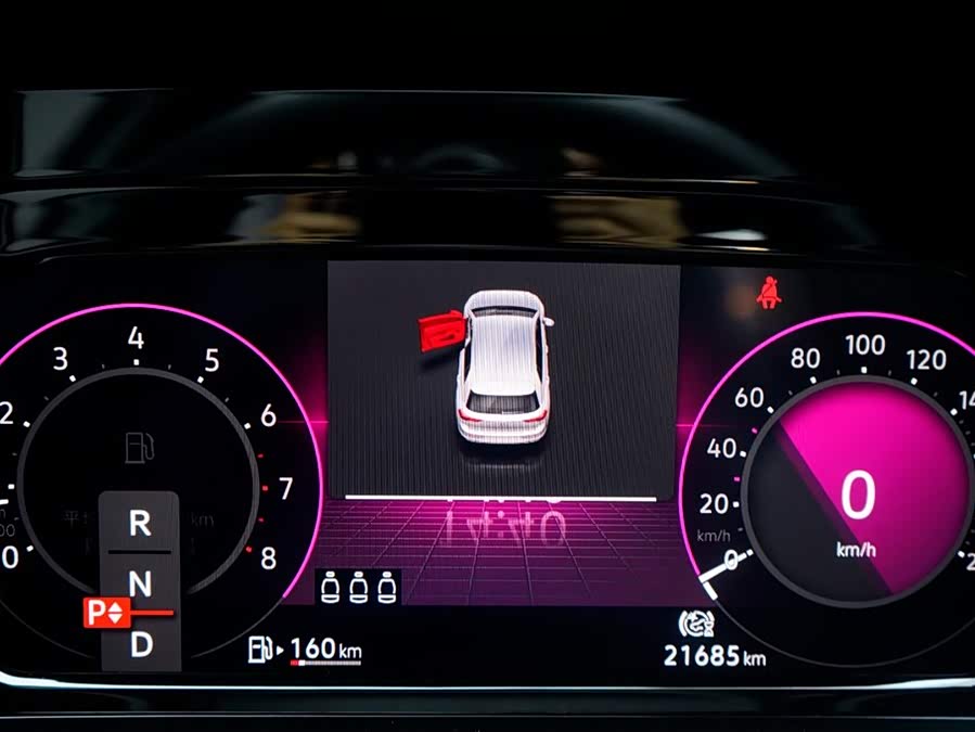 Volkswagen Golf 2022 car image #9