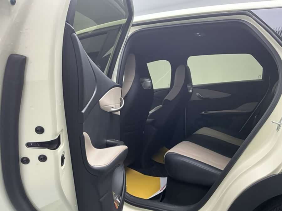 BYD Dolphin 2025 صورة سيارة #9