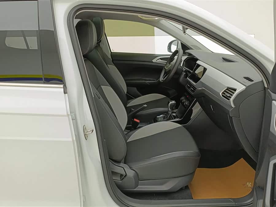 Volkswagen Tacqua 2023 car image #9