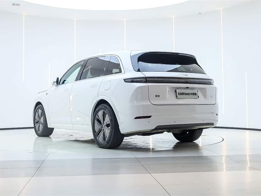 Li L7 2024 immagine di auto #9