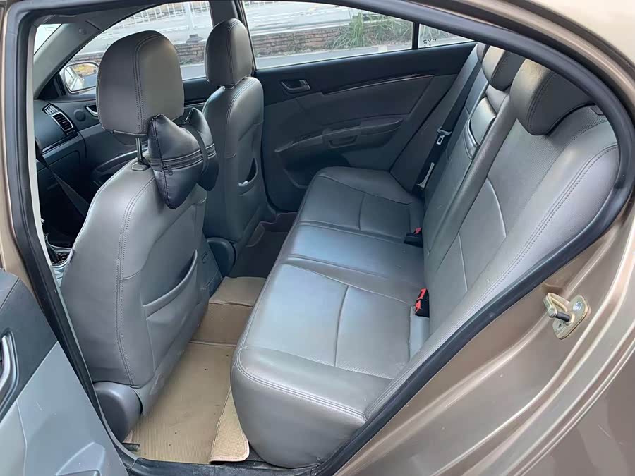 GEELY Emgrand Classic 2012 imagem de carro #9