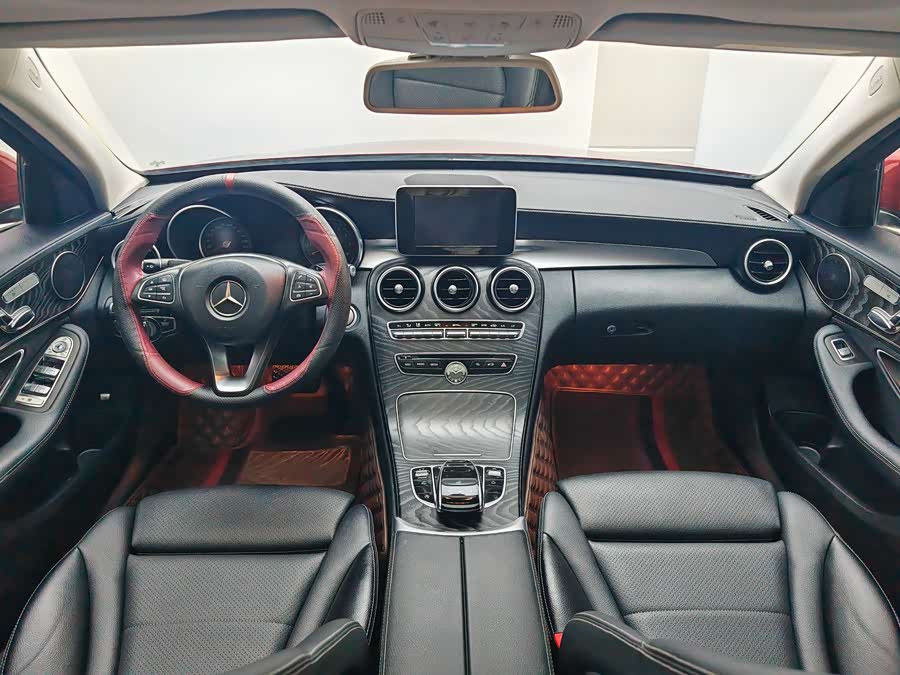 Mercedes-Benz C Class 2018 car image #9