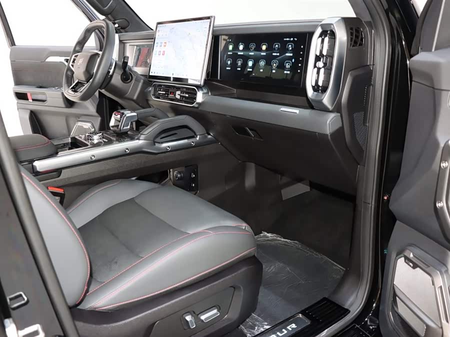 Jetour Traveller 2024 car image #9